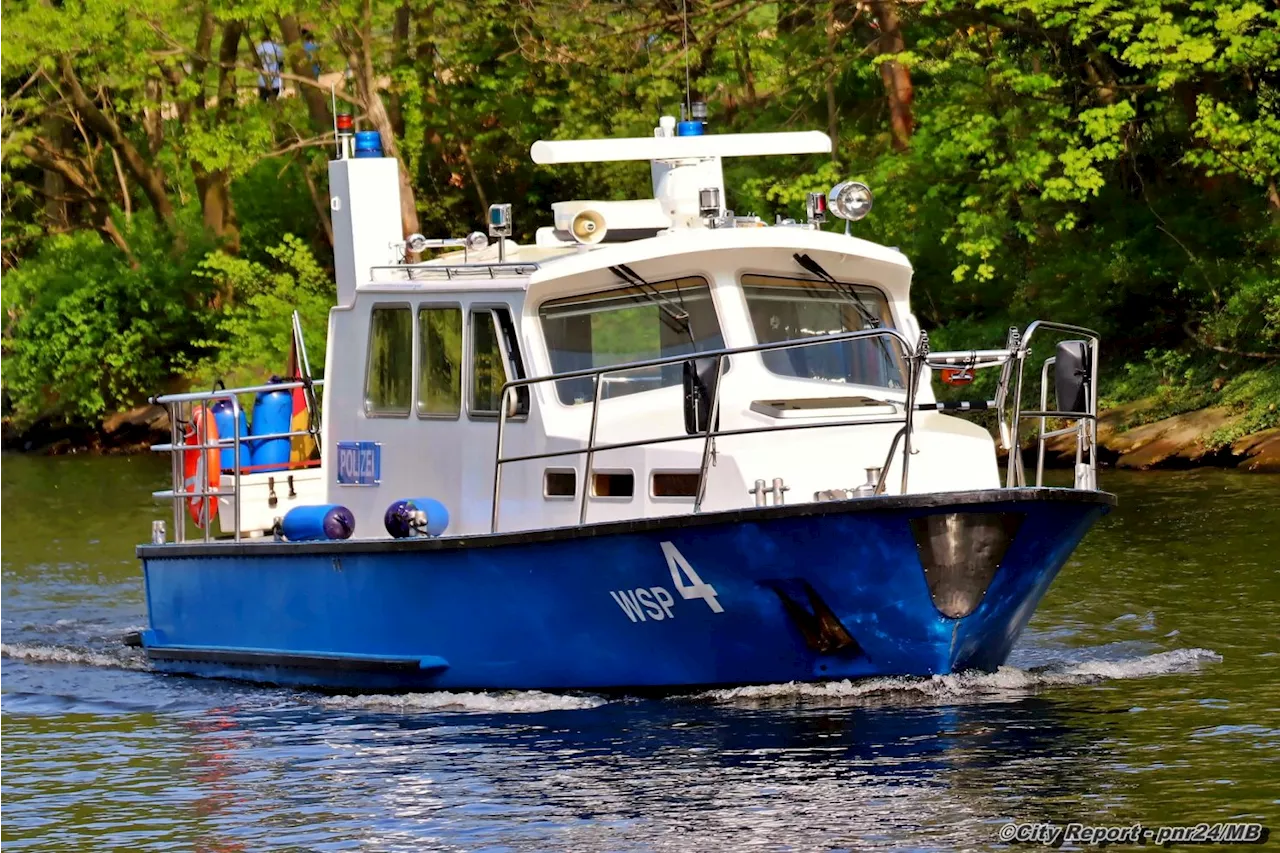 Gesunkenes Baggerschiff auf der Potsdamer Havel entdeckt