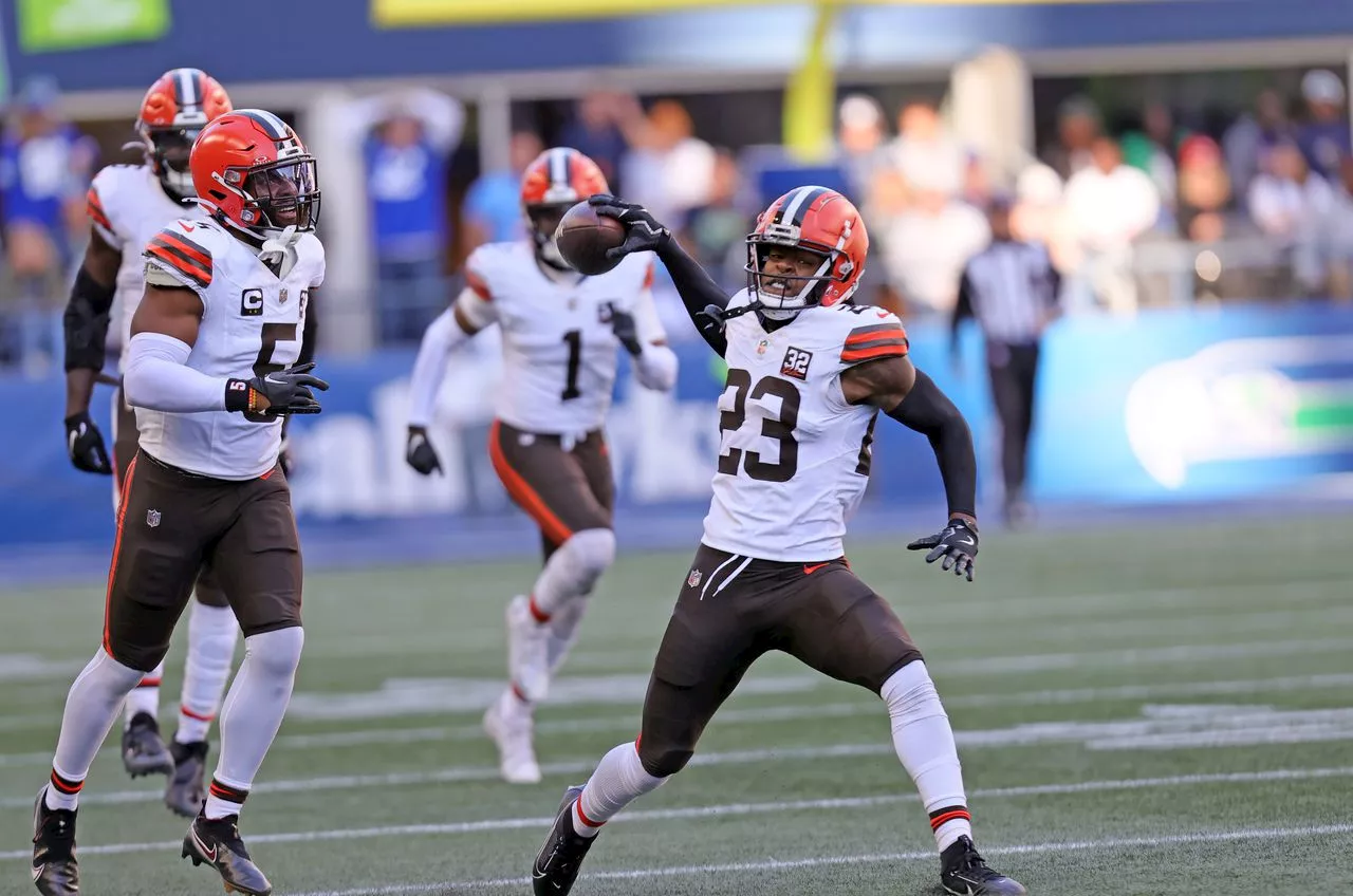 Browns, even after loss to Seahawks, need to be aggressive at trade deadline