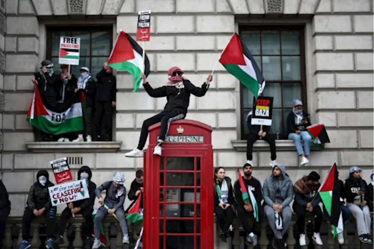 Manifestations massives en soutien aux Palestiniens à Londres, Paris et New York