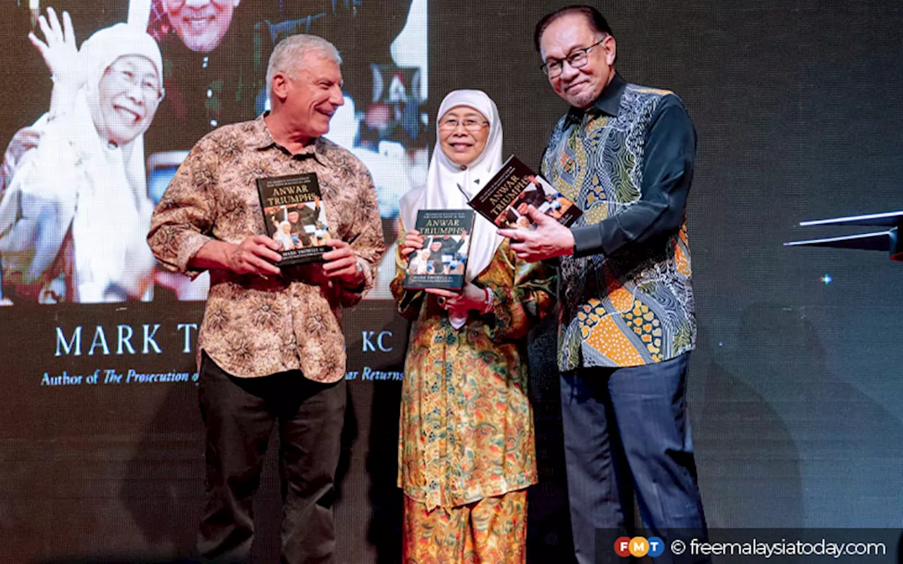 PM launches ‘Anwar Triumphs’ book by Mark Trowell