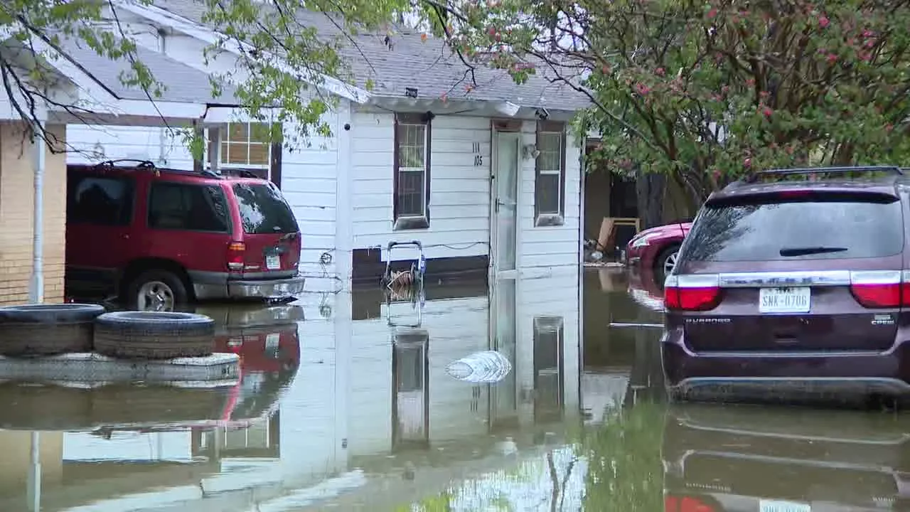 Those in Kaufman County starting to clean up after recent flooding