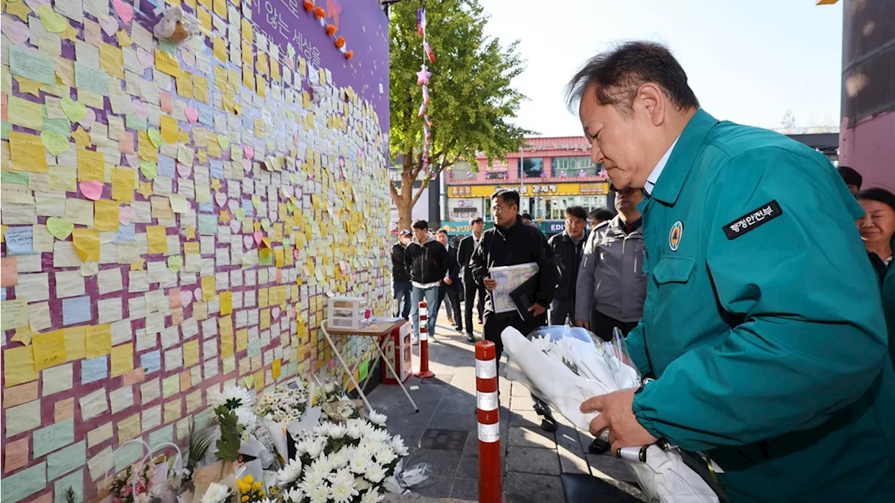 South Koreans hold subdued Halloween celebrations a year after party crush killed about 160 people