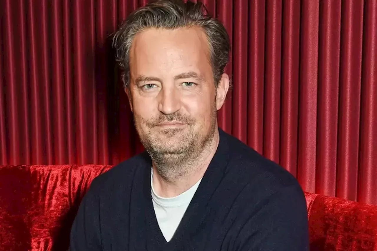 Pemain Chandler Bing di ‘Friends’, Matthew Perry, Dikabarkan Meninggal Dunia