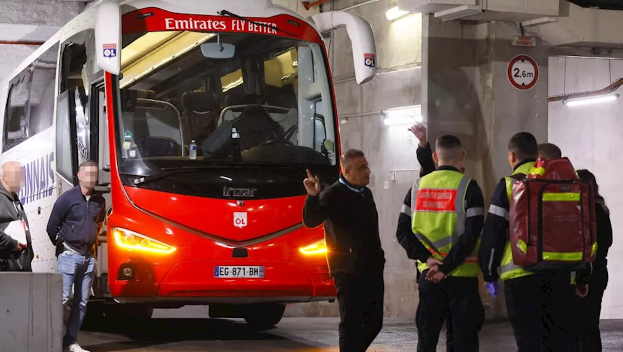 Ligue 1 : stade plein, bus caillassés, entraîneur blessé... le match entre l'Olympique de Marseille et l'Olymp