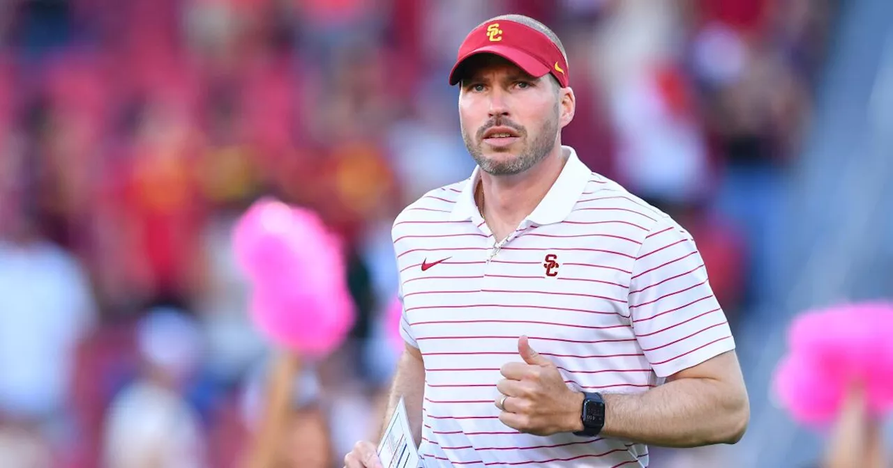 Lincoln Riley is on the verge of losing USC fans' devotion by keeping Alex Grinch