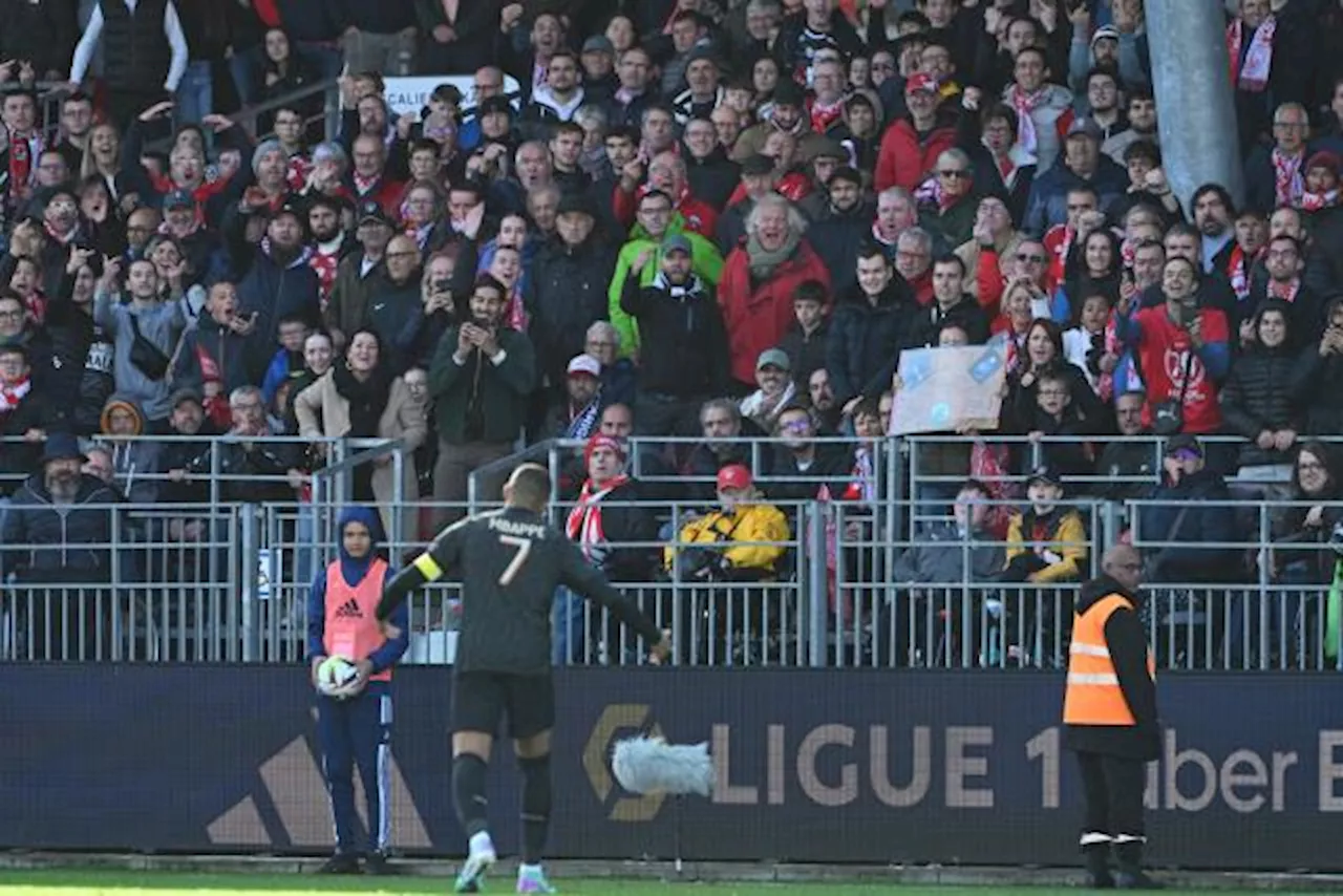 Mbappé chambré par le public après un geste provocateur