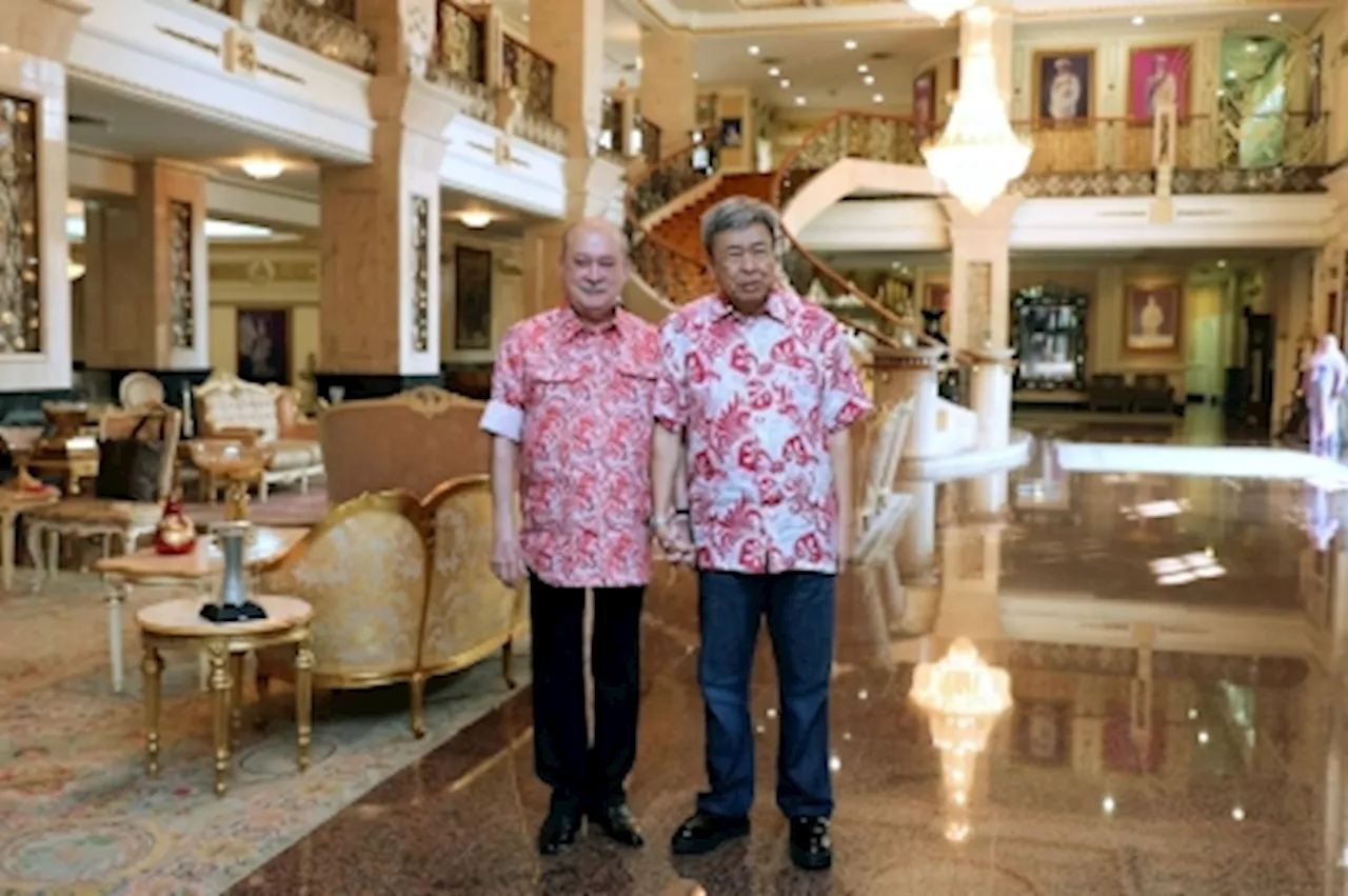 Sultan Ibrahim pays courtesy call to Sultan of Selangor, Sultan of Perak