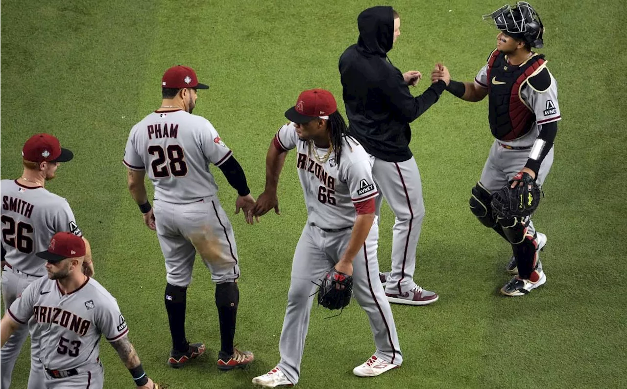 Los Diamondbacks se dan un festín antes los Rangers e igualan 1-1 la Serie Mundial