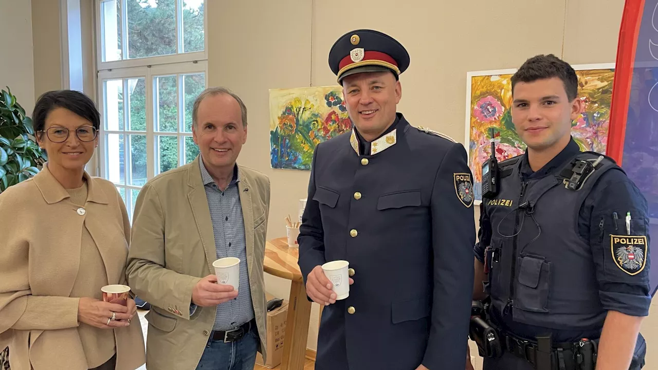 „Coffee mit Cops“ lockte viel interessierte Bürgerinnen und Bürger an