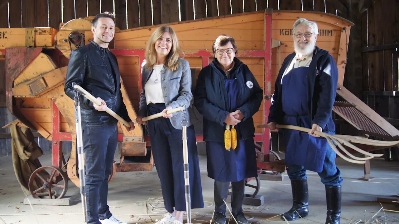 Wie geht das Drischldreschen? Museumsdorf zeigte es vor