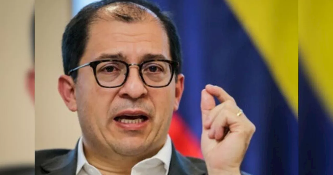 Fiscal Barbosa dice que papá de Luis Díaz podría estar en Venezuela y le manda mensaje a Petro