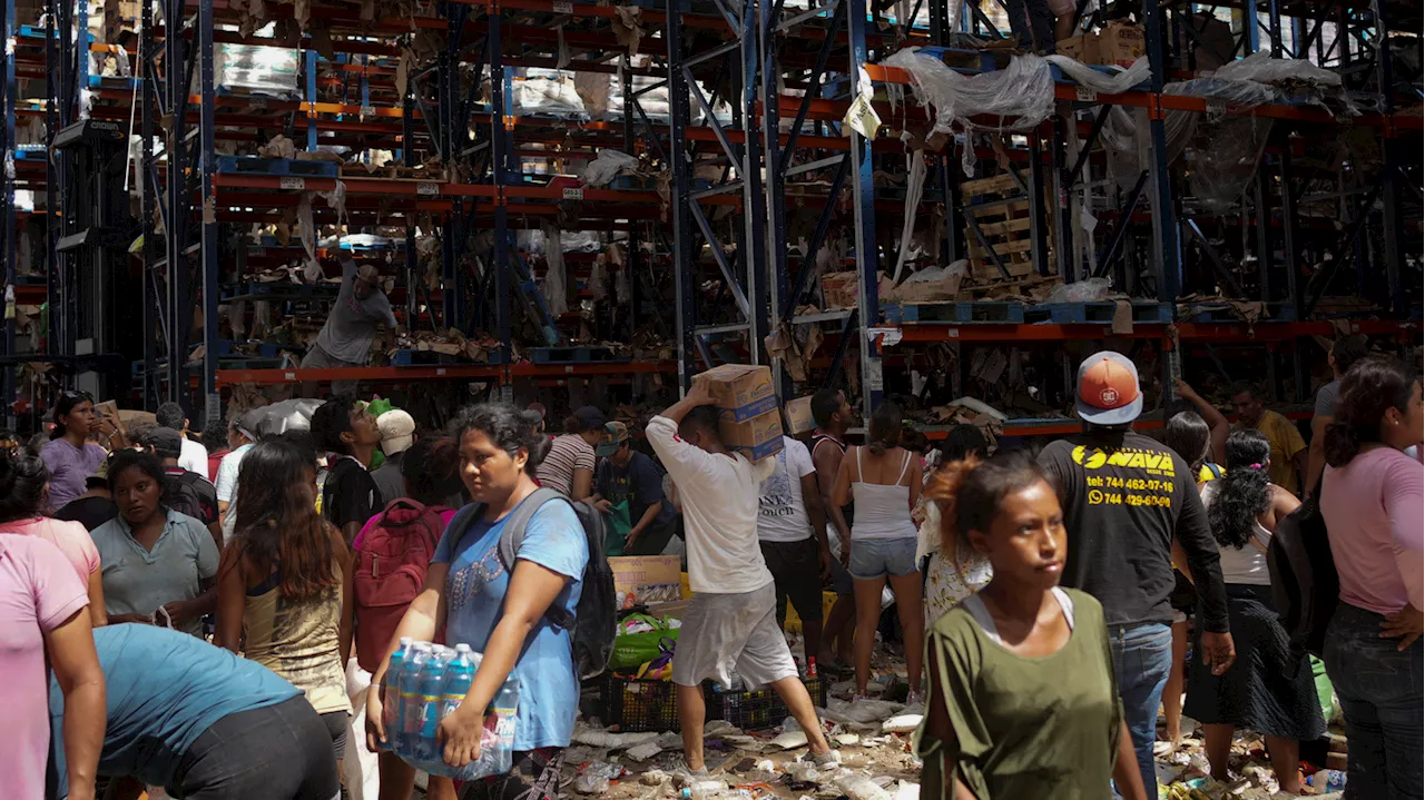 Hurricane Otis death toll rises to 39 as searchers comb through debris in Acapulco