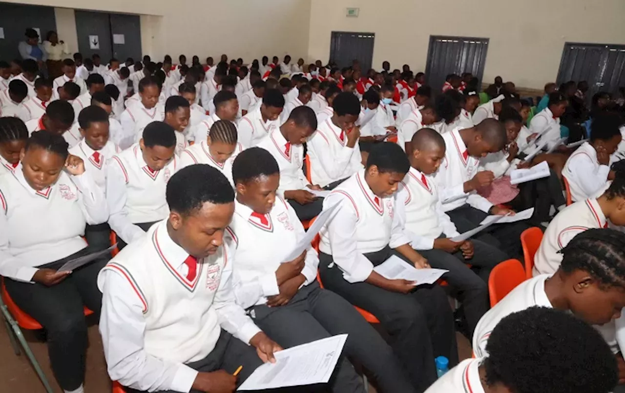 Govt Sends Well Wishes To Matric Class Of 2023 SABC News Breaking   Govt Sends Well Wishes To Matric Class Of 2023 Sab Govt Sends Well Wishes To Matric Class Of 2023 Sab E29E209A4DC4D8BDF2825F877F1E4580.webp