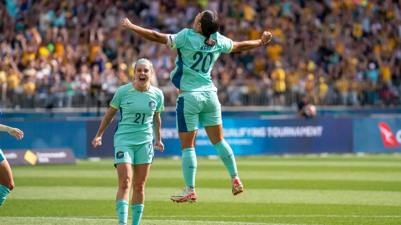 Sam Kerr and Caitlin Foord hat-tricks seal Matildas' dominant win at Olympic qualifier