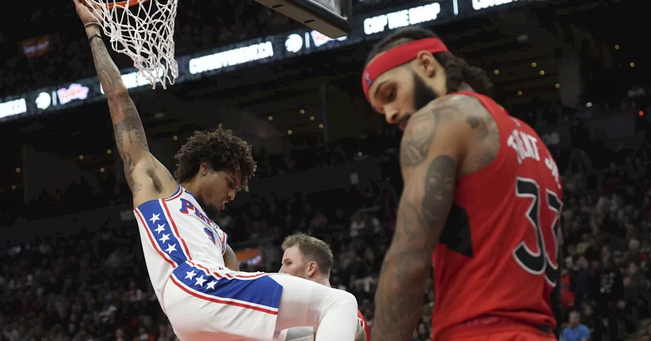 Embiid y Maxey logran 34 puntos; 76ers vencen 114-107 a Raptors