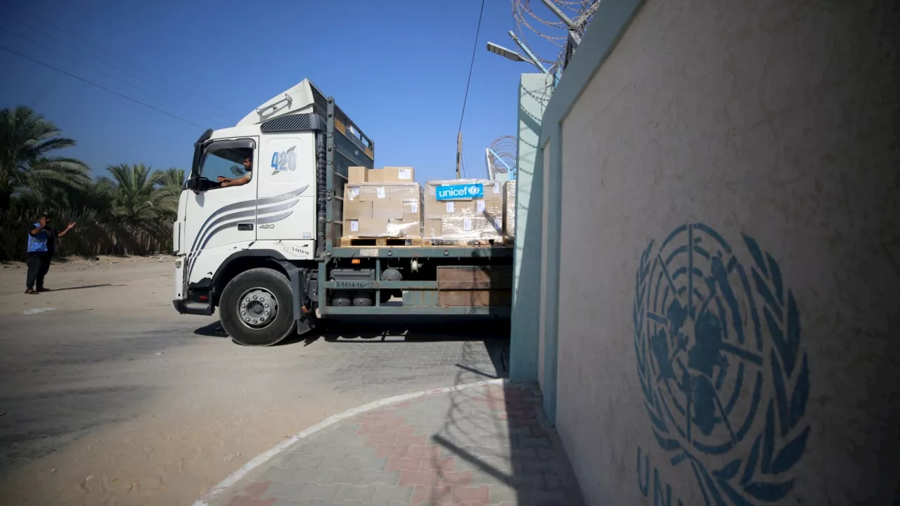 Civil Disorder in Gaza as Palestinians Break into UN Warehouse