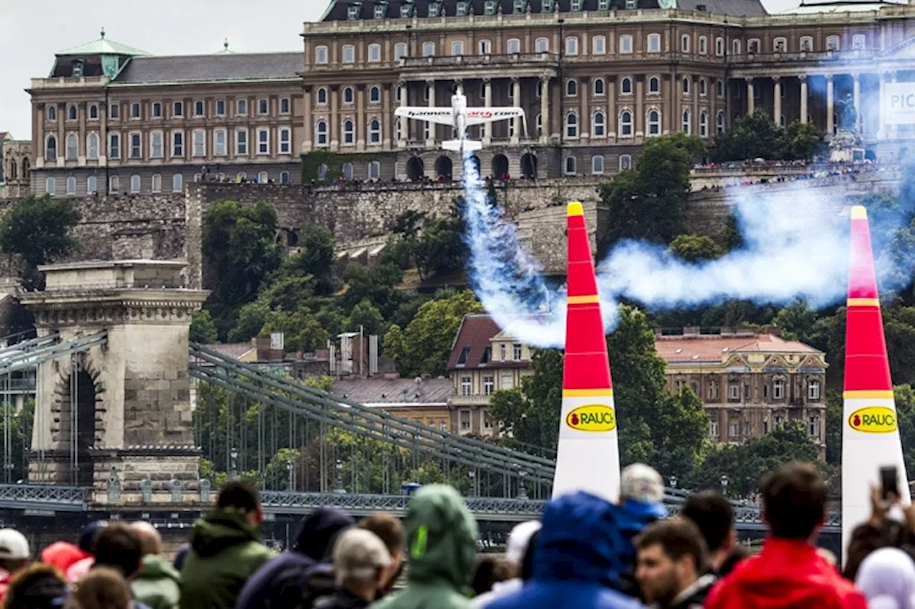 Red Bull Air Race WM: Arch gewinnt in Budapest trotz schlechtem Wetter