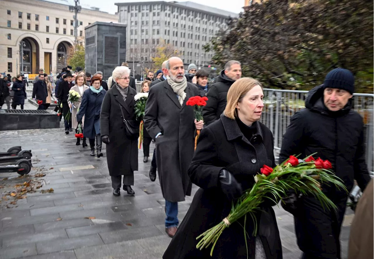 Hommage aux victimes de la terreur stalinienne à Moscou