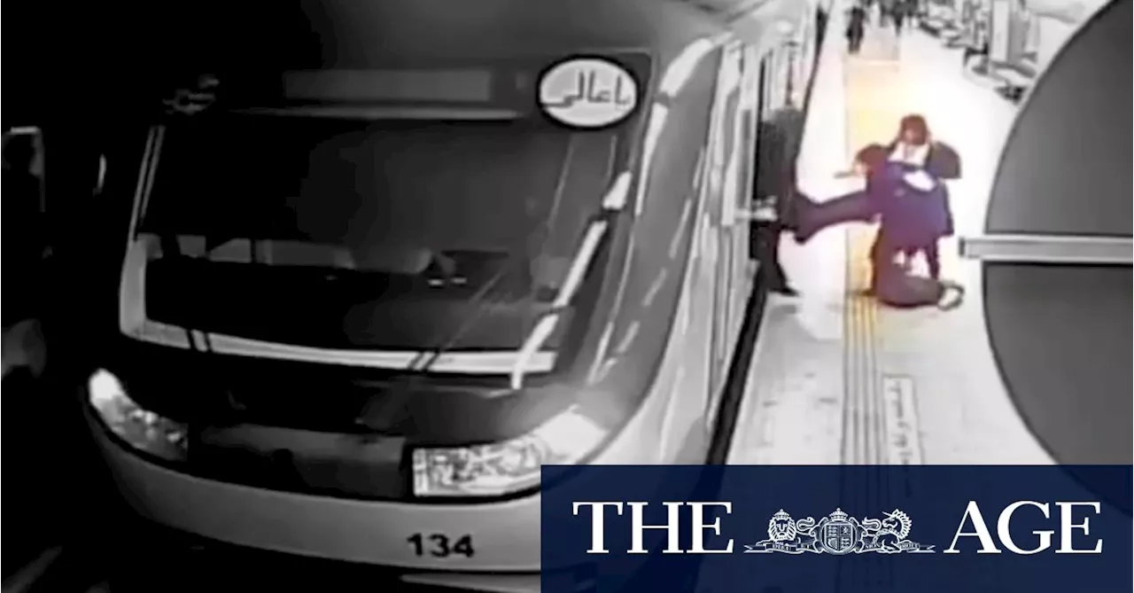 Iranian girl dies following mysterious incident on Tehran Metro