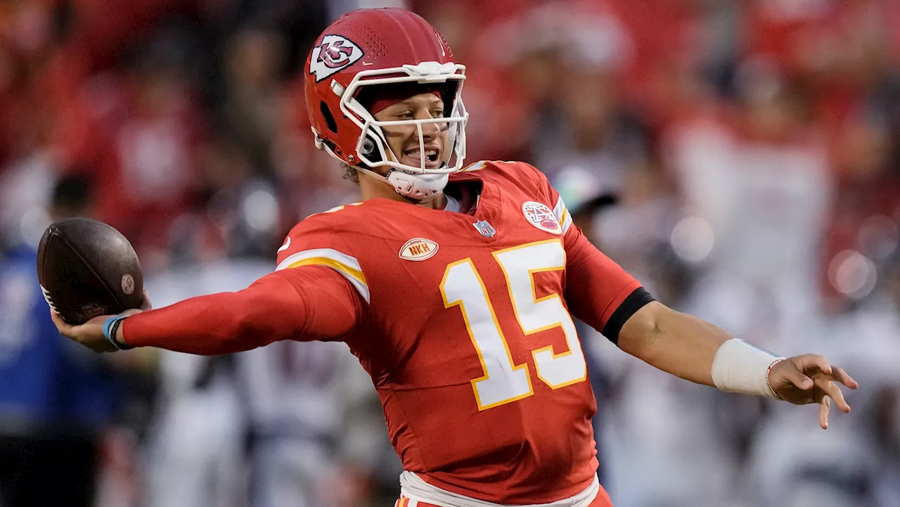 Patrick Mahomes Continues Undefeated Streak Against Broncos