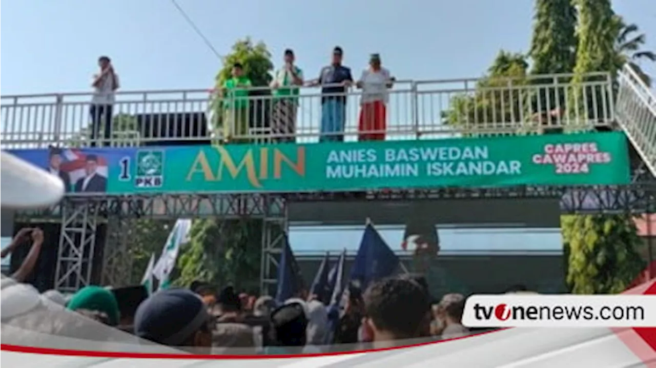 Anies Baswedan-Cak Imin Jalan Sehat Sarungan di Jember