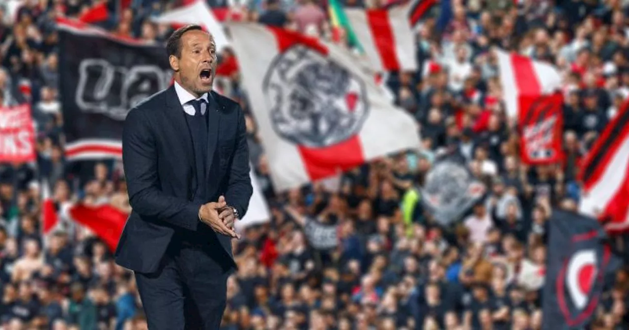 'Akkoord in Amsterdam: Ajax gaat interim-trainer Van 't Schip presenteren'