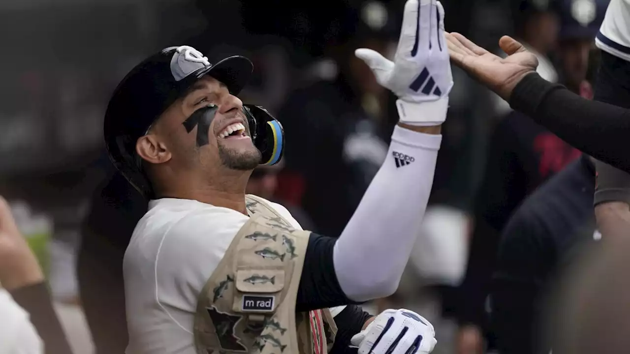 Twins stop record 18-game postseason skid on strength of Royce Lewis home runs