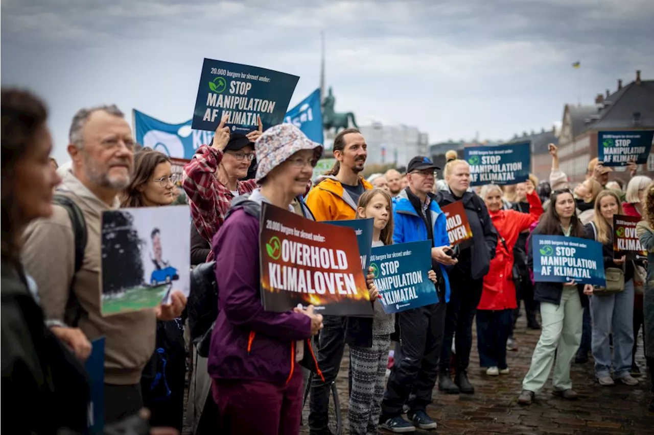 Statsministeren tog bagvejen: Undgik konfrontation med klimaaktivister