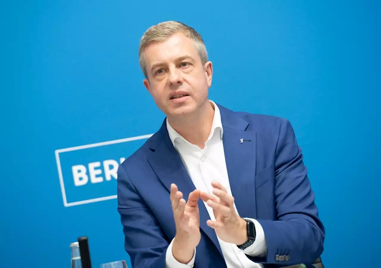 Finanzsenator Stefan Evers: Letzte Generation wird Reinigung des Brandenburger Tors zahlen