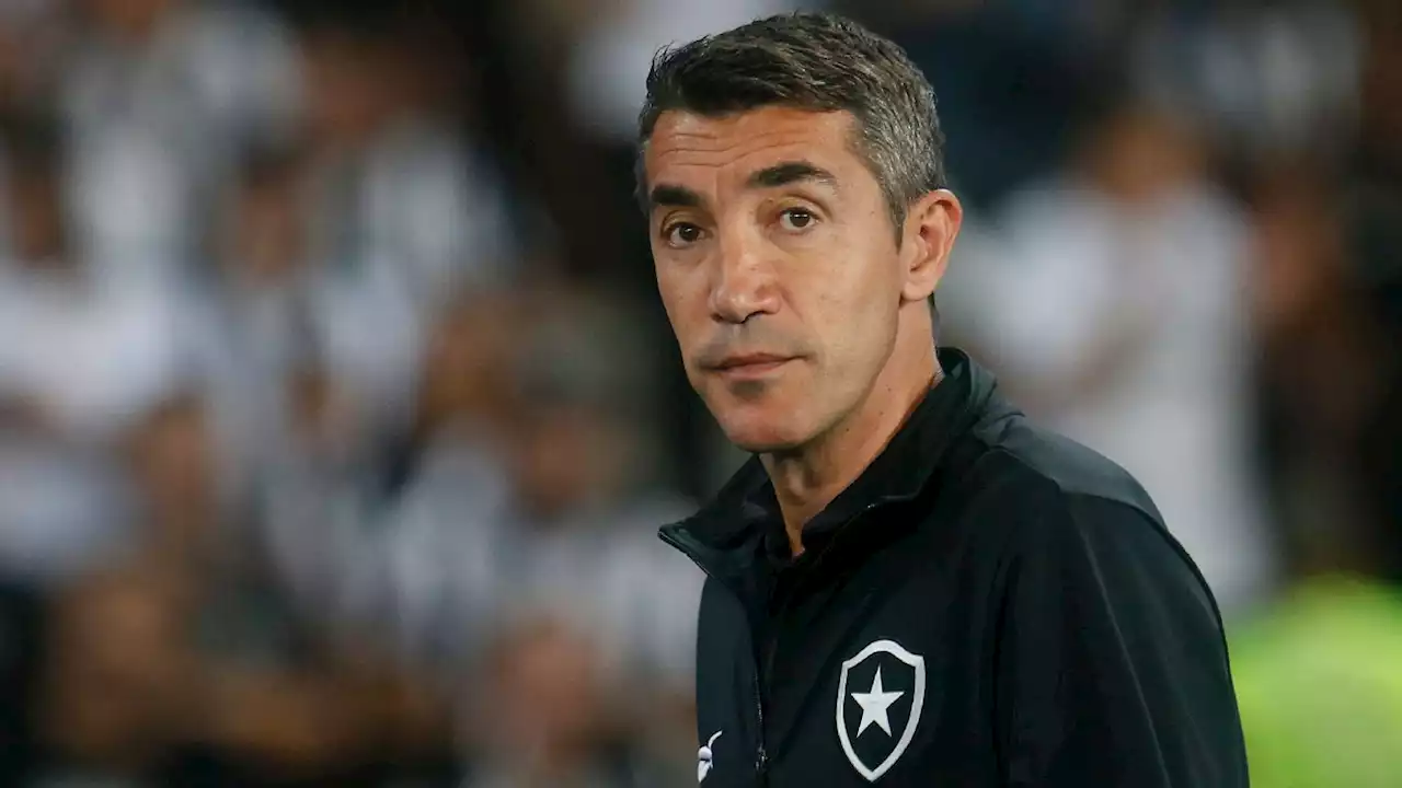 Bruno Lage ouve gritos de 'burro' após novo tropeço do Botafogo no Brasileirão