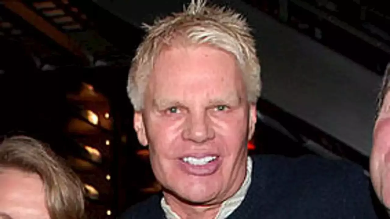 Former Abercrombie And Fitch Ceo Mike Jeffries Under Investigation Over Sexual Exploitation