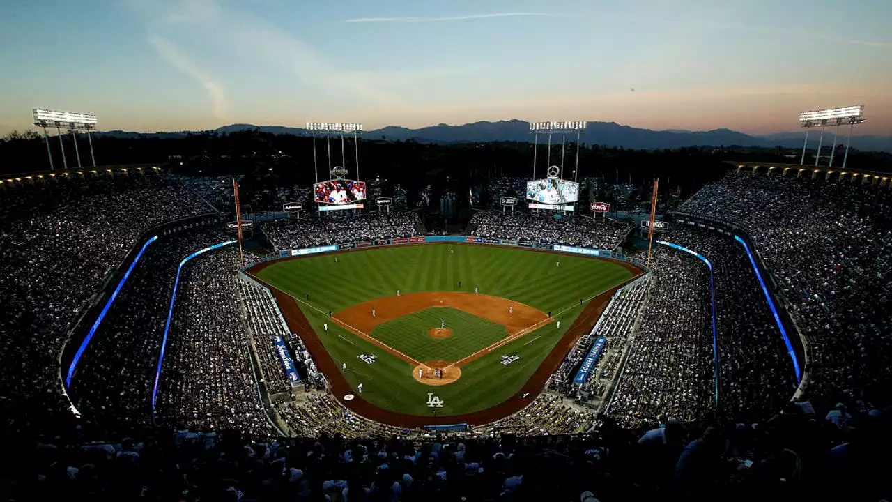 Upper Deck Golf coming to Dodger Stadium