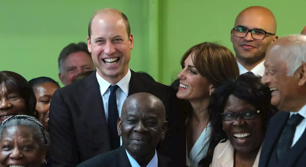 La battuta del principe William fa scoppiare dal ridere Kate e i sudditi