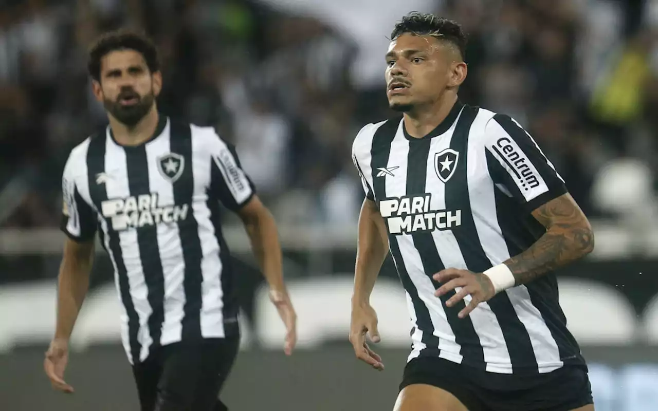 Botafogo: Tiquinho diz que está bem fisicamente e valoriza ponto conquistado diante do Goiás | Botafogo