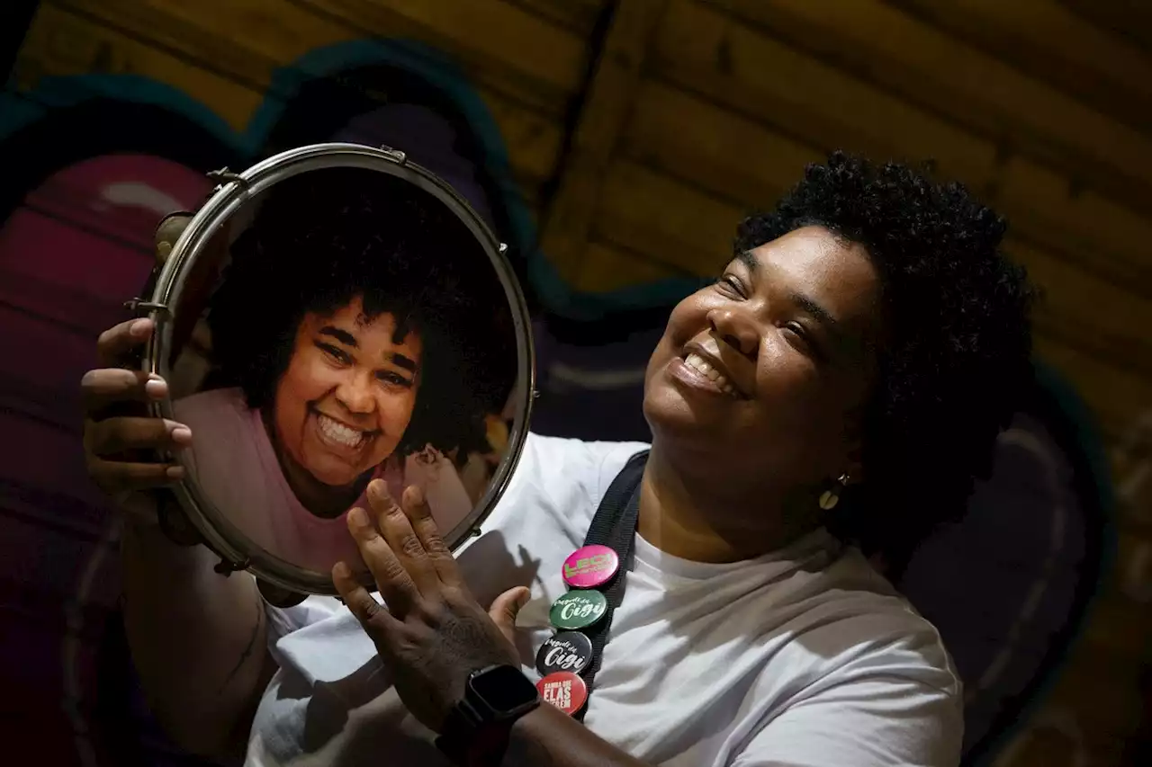 Giselle Sorriso: a expressão da mulher sambista que 'empretece' o pagode