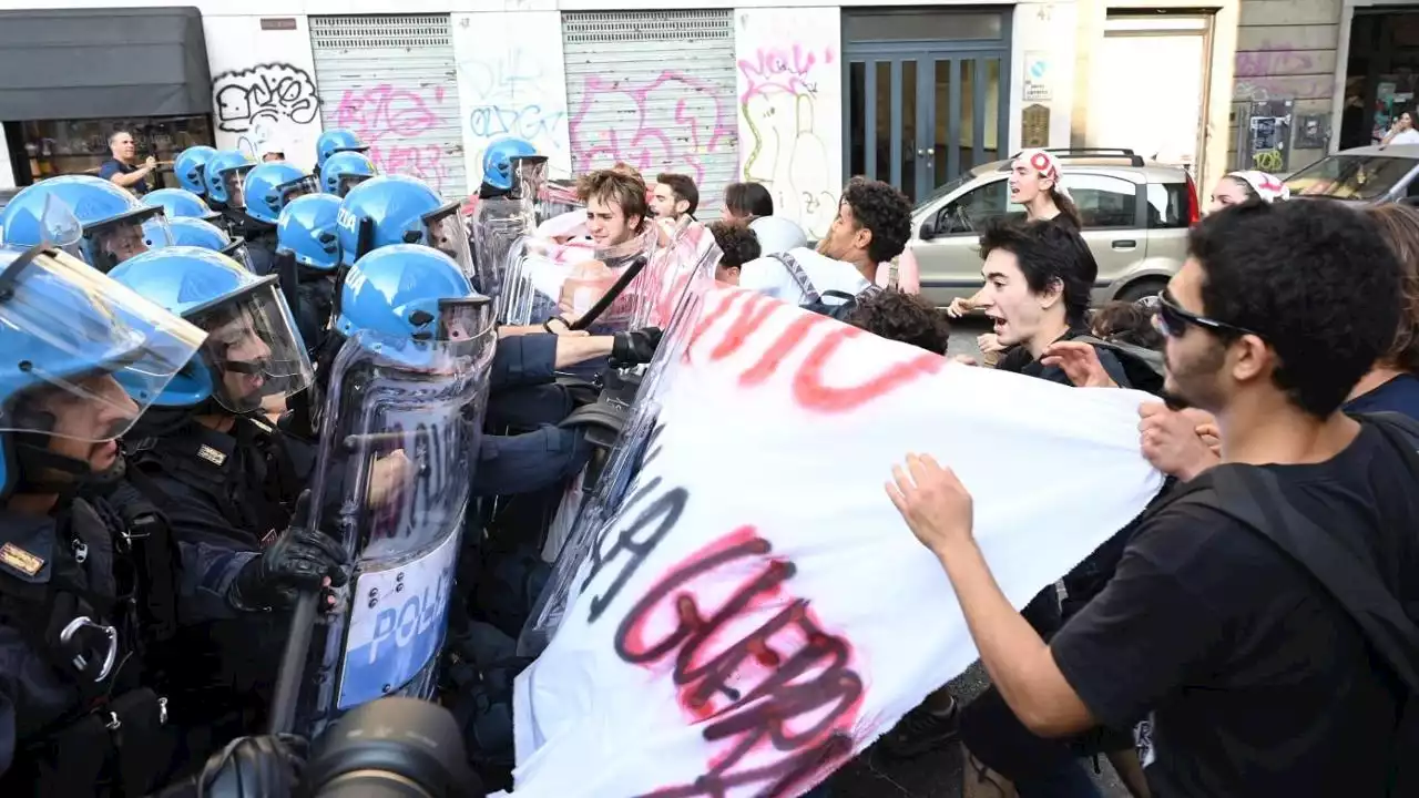 Centri sociali e studenti pronti alla protesta: a Torino piazza blindata per l’arrivo di Meloni