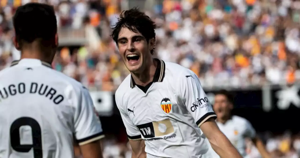 Valencia tell Man Utd they have no chance of signing their £86m star