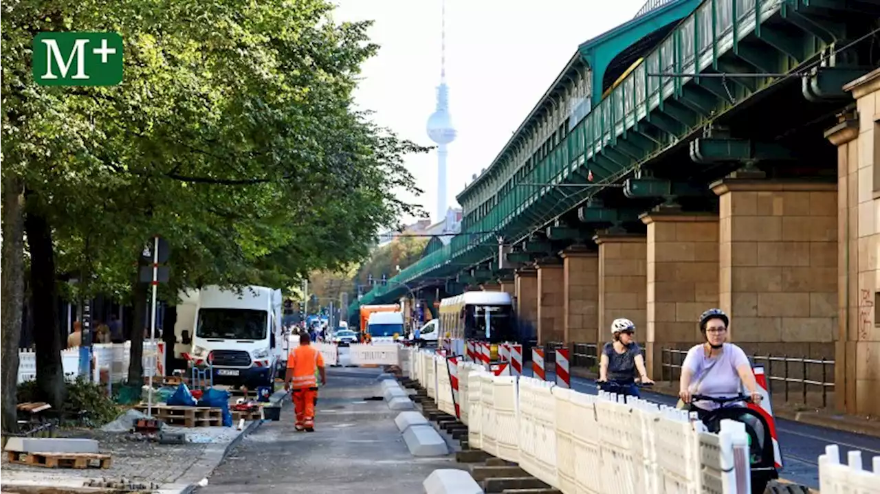 Berlin: Radweg an der Schönhauser Allee im Bau – Diese Situation nervt Tram-Fahrgäste