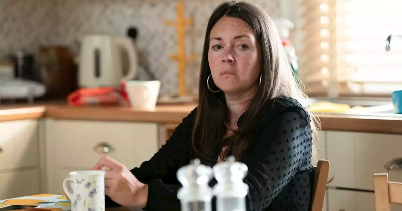 EastEnders' Theo breaks into Stacey's home as Freddie worries about his DNA