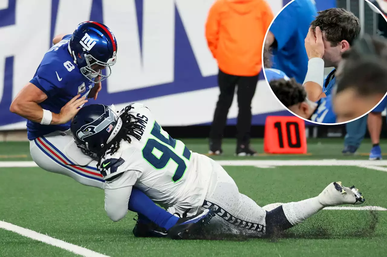 Dreadful offensive line leaves Daniel Jones out to dry versus Seahawks: ‘No excuse’