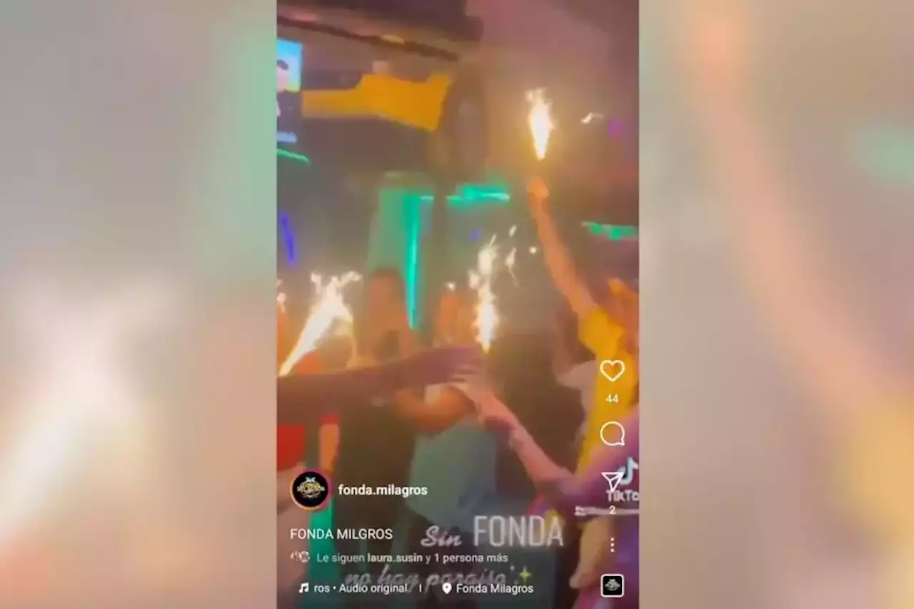 Las bengalas formaban parte del espectáculo en las discotecas incendiadas en Murcia