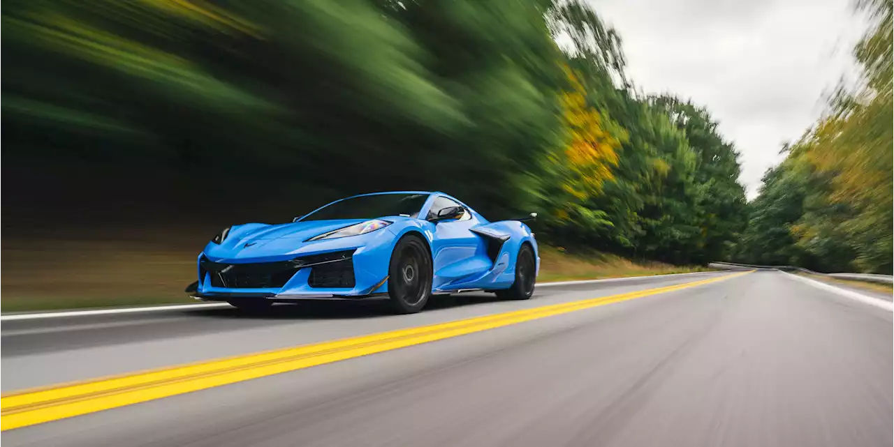 New Corvette Z06s Reportedly Sitting in Lot Due to Temporary Parts Shortage