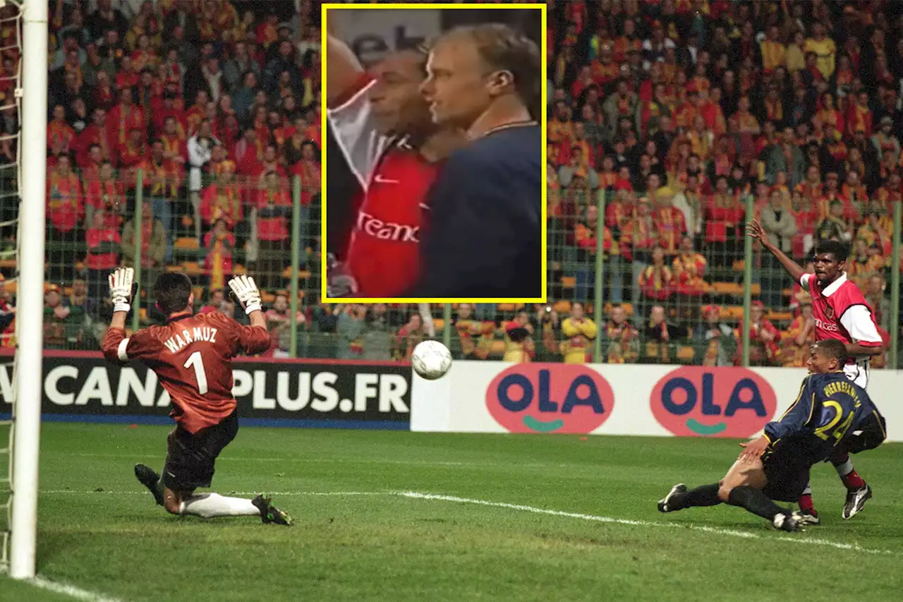 Henry and Bergkamp left stunned at one of Arsenal's important goals ever against Lens