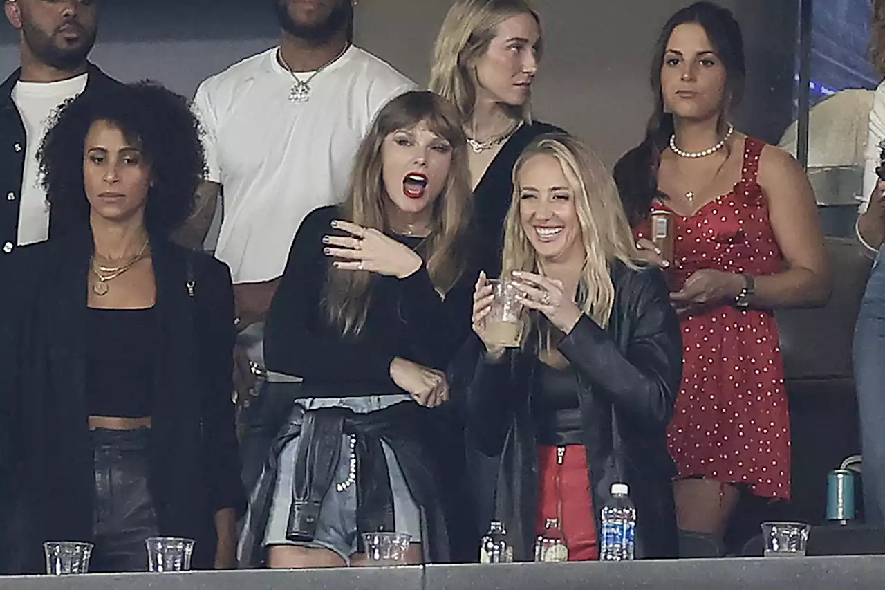 NFL TV ratings through roof with Taylor Swift but fans are booing Chiefs' newest supporter