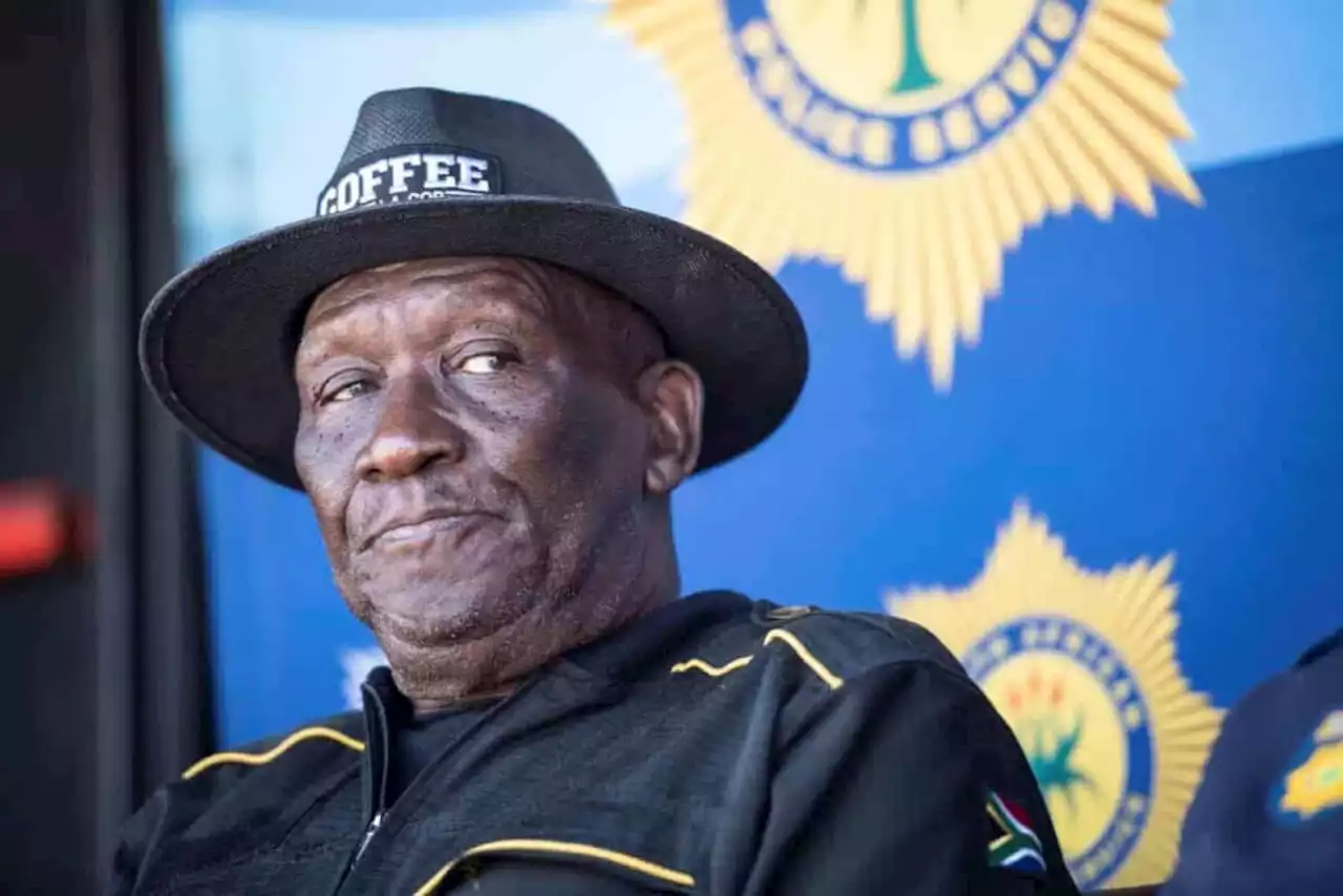 Bheki Cele must apologise for telling activist Ian Cameron to 'shut up'