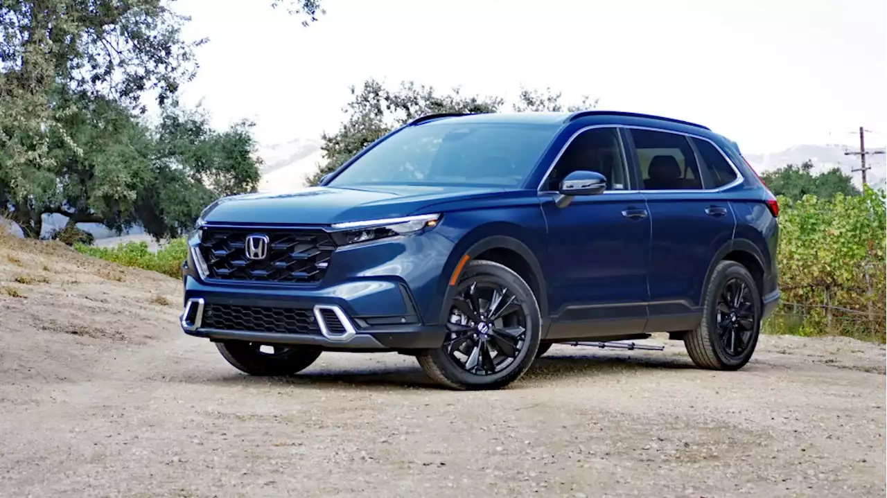 2024 Honda CR-V Review: Class leader checks off boxes, looks good doing it