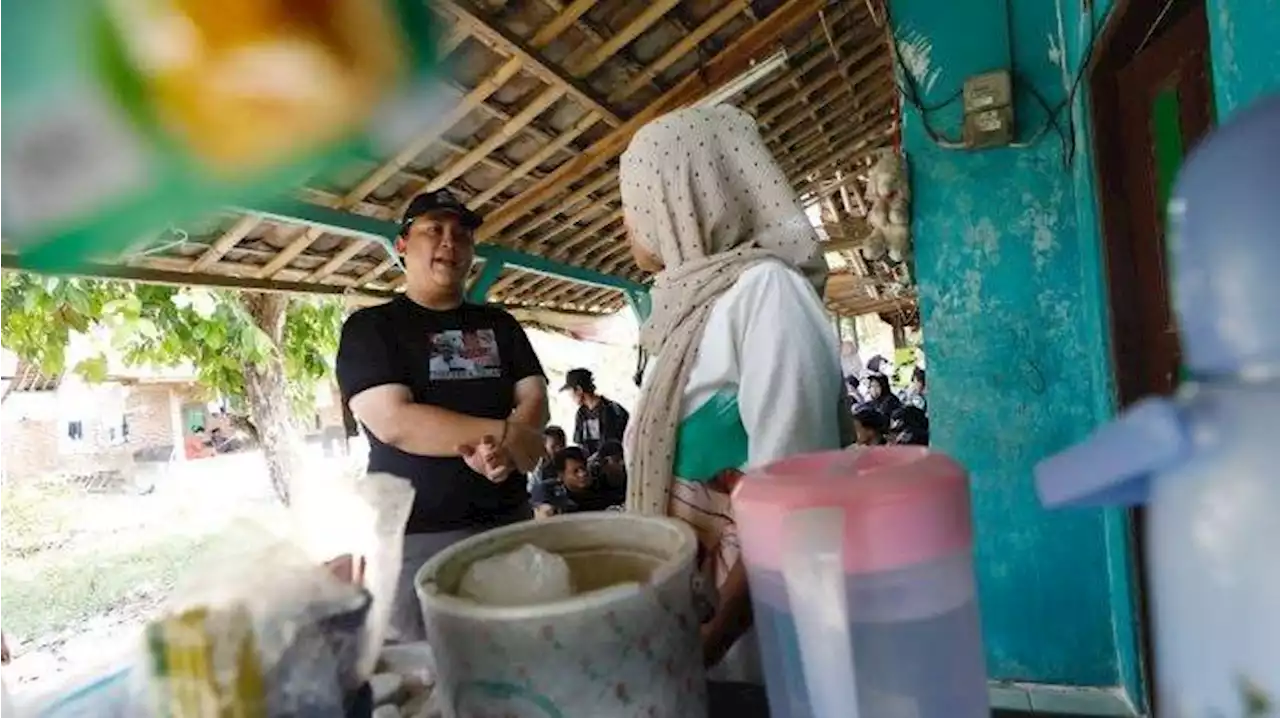 Borong Dagangan UMKM, Solidaritas Komunitas Sopir Truk Jabar Bantu Ekonomi di Karawang