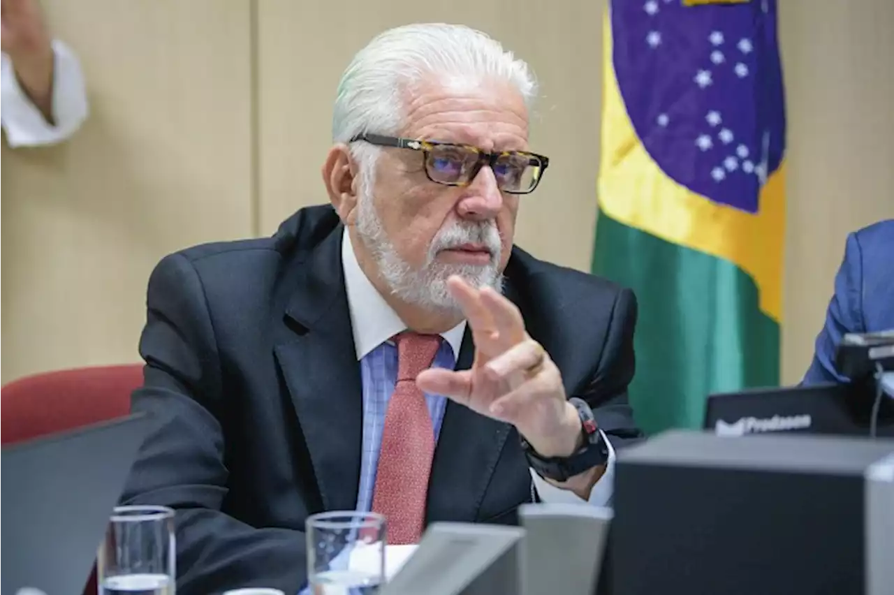 Wagner cobra ação do Planalto para enquadrar Lira na questão das MPs