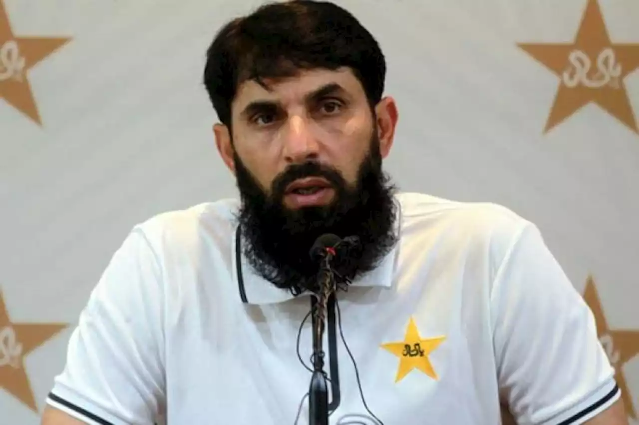 قومی ٹیم کو ٹریک پر واپس آنے کیلئے سپیشل پرفارمنس دینا ہوگی: مصباح الحق