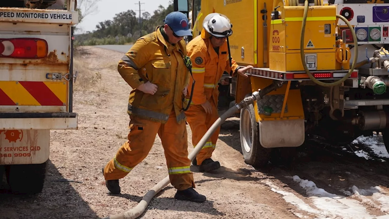 Live updates: Crews brace for extreme fire danger in parts of southern Queensland, with BOM forecasting deteriorating weather conditions